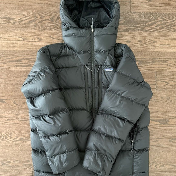 Black Patagonia Fitz Roy Down Hoody - Men’s L - Picture 1 of 9